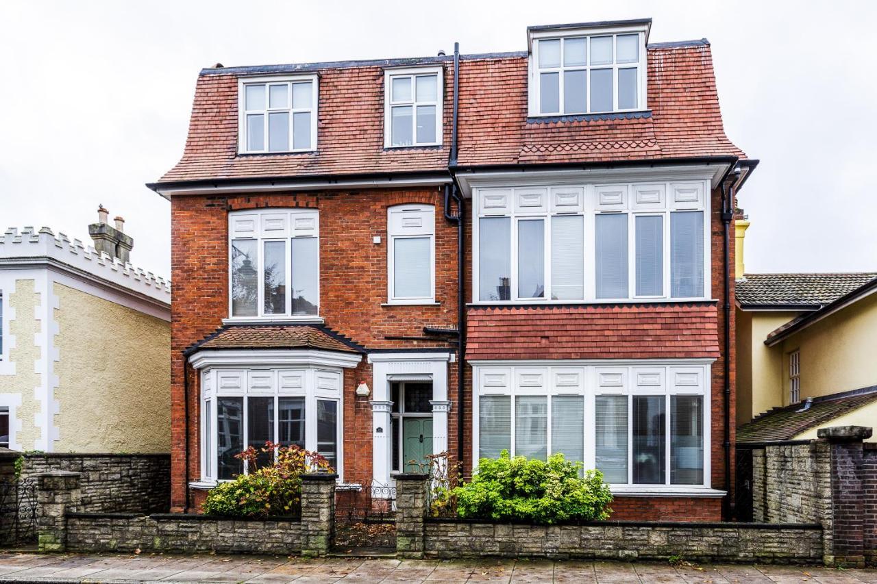 Spacious Split Level Flat In Great Location Portsmouth Buitenkant foto